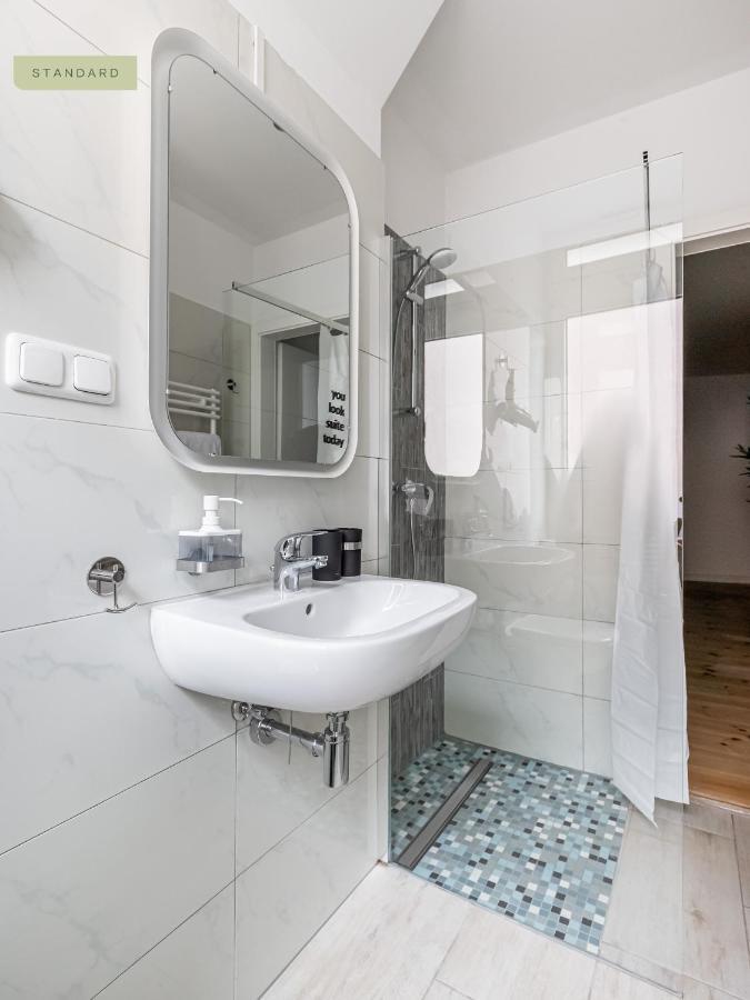 Apartments Berlin Aroser Allee Экстерьер фото